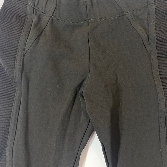 BCBGMaxAzria, kaki leggings, xxs, perfect condition - Picture 4 of 11